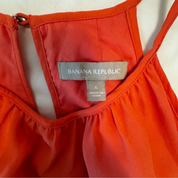 Banana Republic A Line
Halter Solid Coral Cinch Waist
Dress Capri Size 6 - Picture 6 of 8